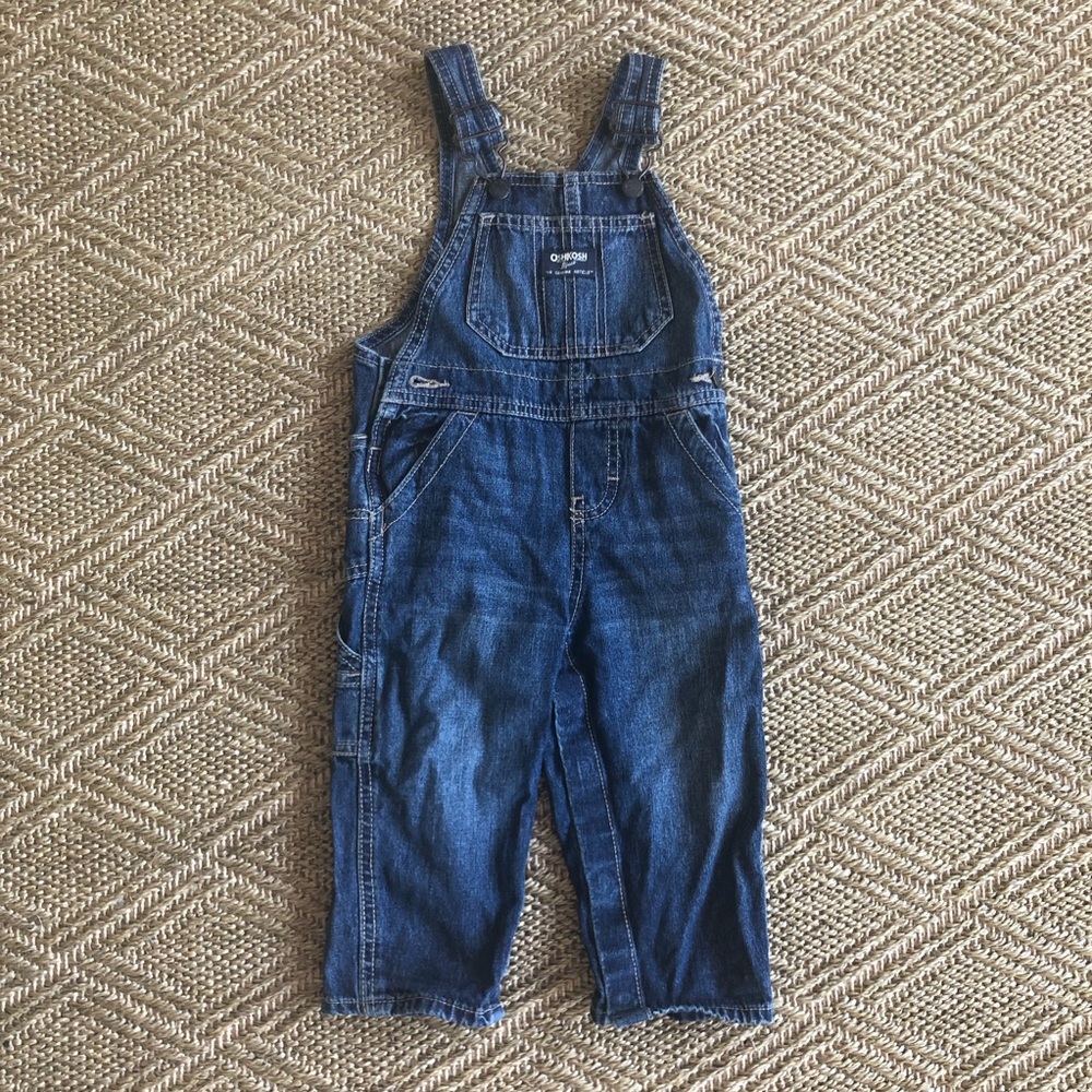 OshKosh B'gosh Overalls Cargo Jeans. Size 18 month